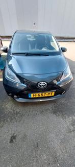 Toyota Aygo 1.0 Vvt-i 69pk 5D 2017 grijs metallic, Voorwielaandrijving, Stof, 4 stoelen, 24 km/l