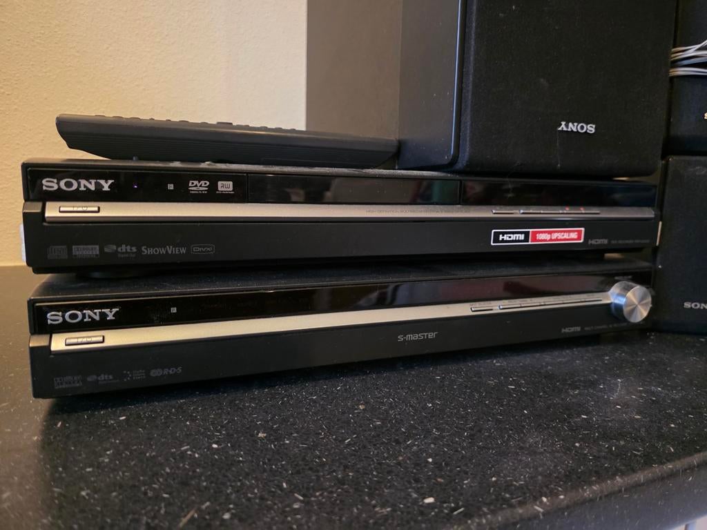 Gratis af te halen Sony DVD Speler met 1080p Upscaling, Audio, Tv en Foto, Ophalen of Verzenden, Gebruikt, Dvd-speler, Sony