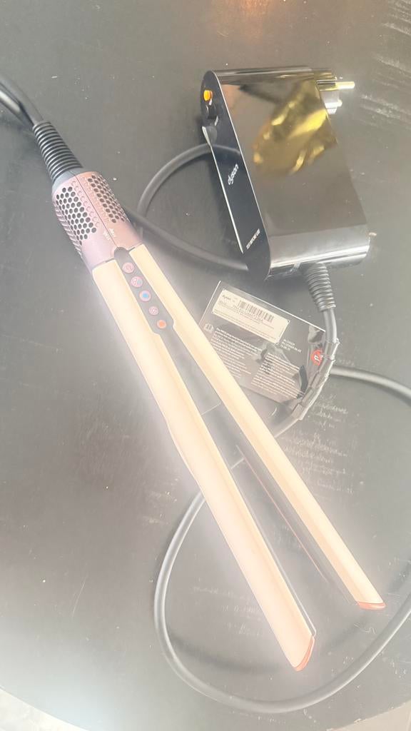 Dyson airstrait, Ophalen of Verzenden, Zo goed als nieuw, Föhn of Haardroger