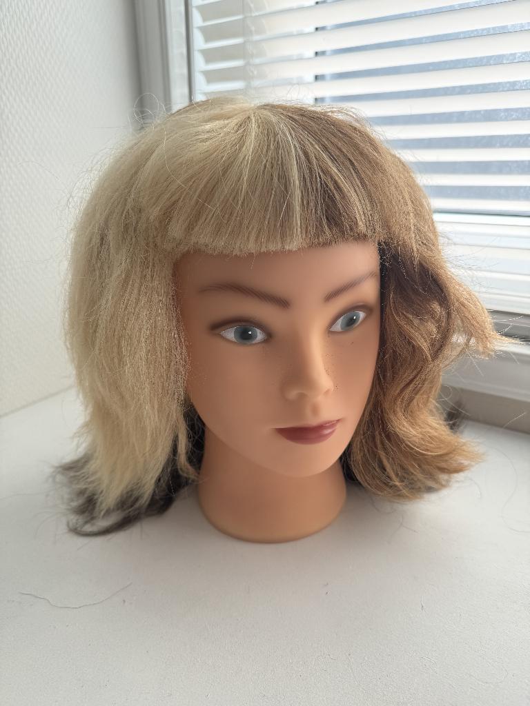 real hair oefen kapperspop, Ophalen of Verzenden, Zo goed als nieuw, Pruik of Haarverlenging