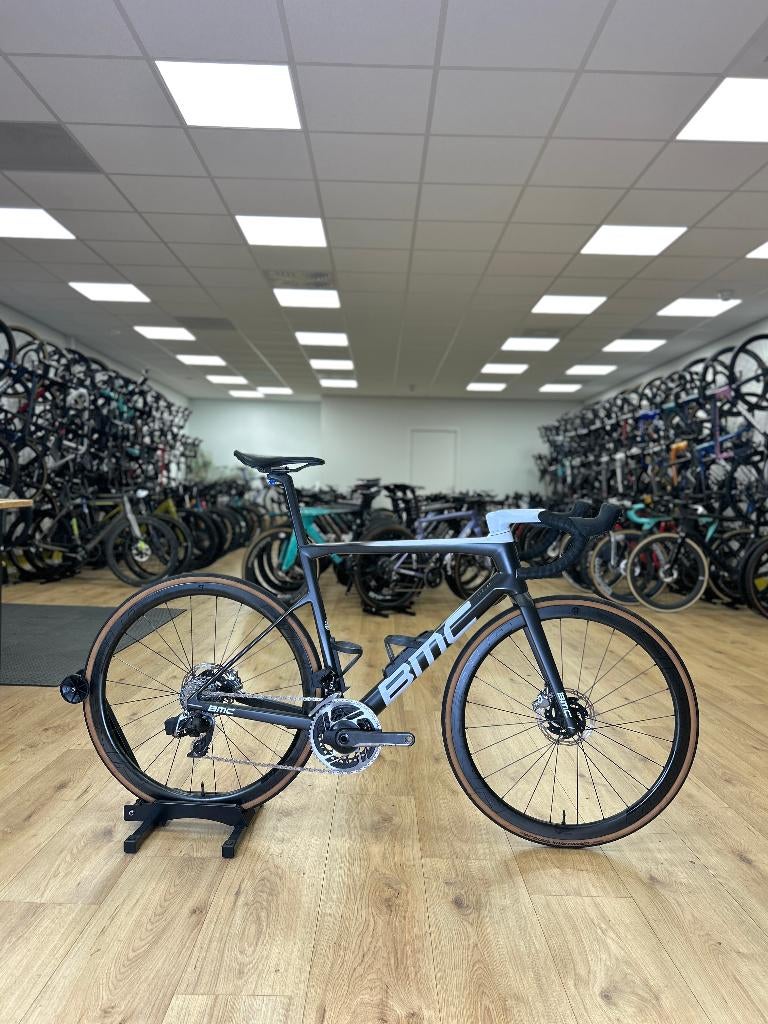 BMC Teammachine SLR01 Red eTap Carbon Racefiets