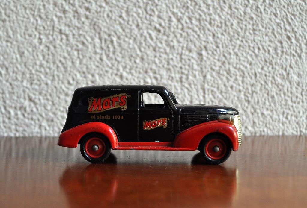 Days Gone Lledo Mars Yellow Cab 9 cm, Ophalen of Verzenden, Gebruikt, Auto