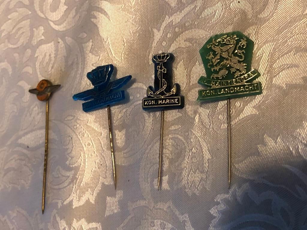 Speldjes, krijgsmachtdelen Nederlandse Krijgsmacht, Ophalen of Verzenden, Landmacht, Nederland, Embleem of Badge