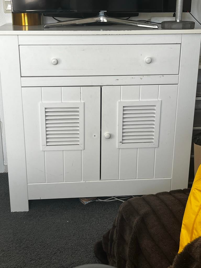 Kastje gratis af te halen - opknapper, Ophalen, Gebruikt