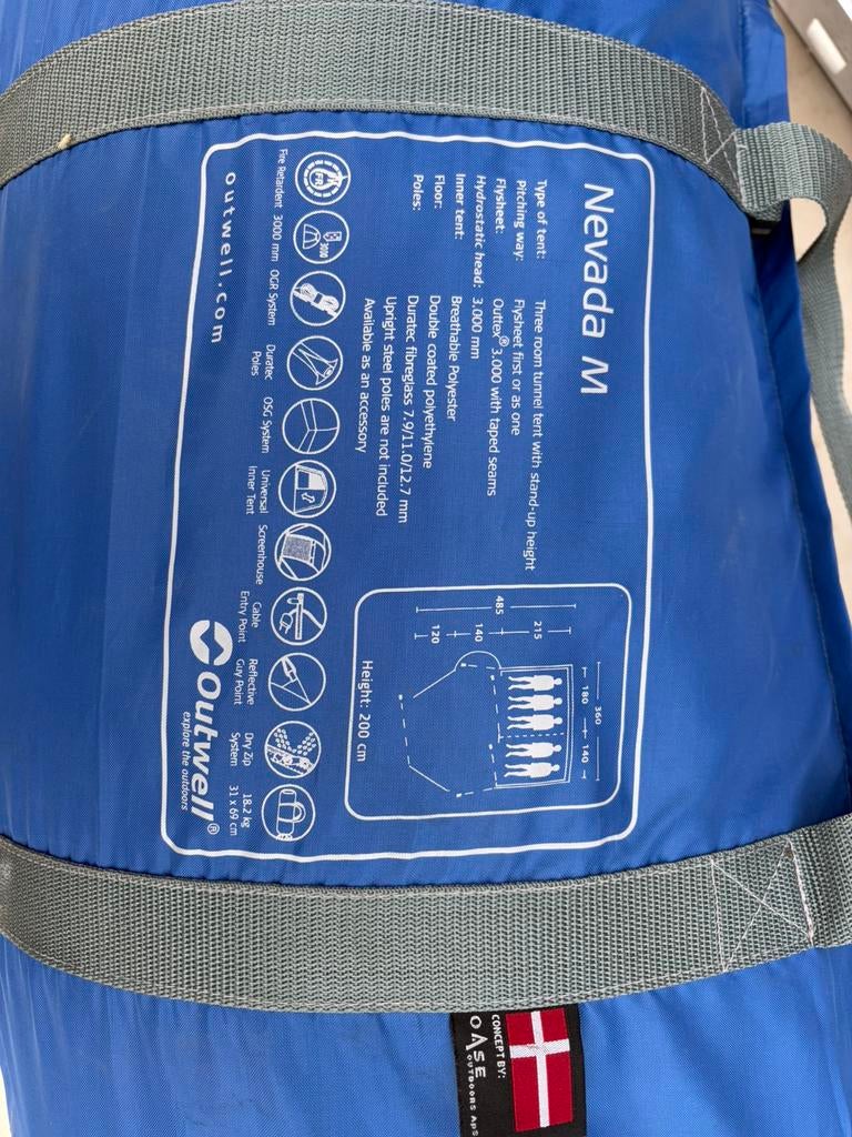 Outwell Nevada M familietent (4-5 pers) – zo goed als nieuw, Caravans en Kamperen, Ophalen, Zo goed als nieuw