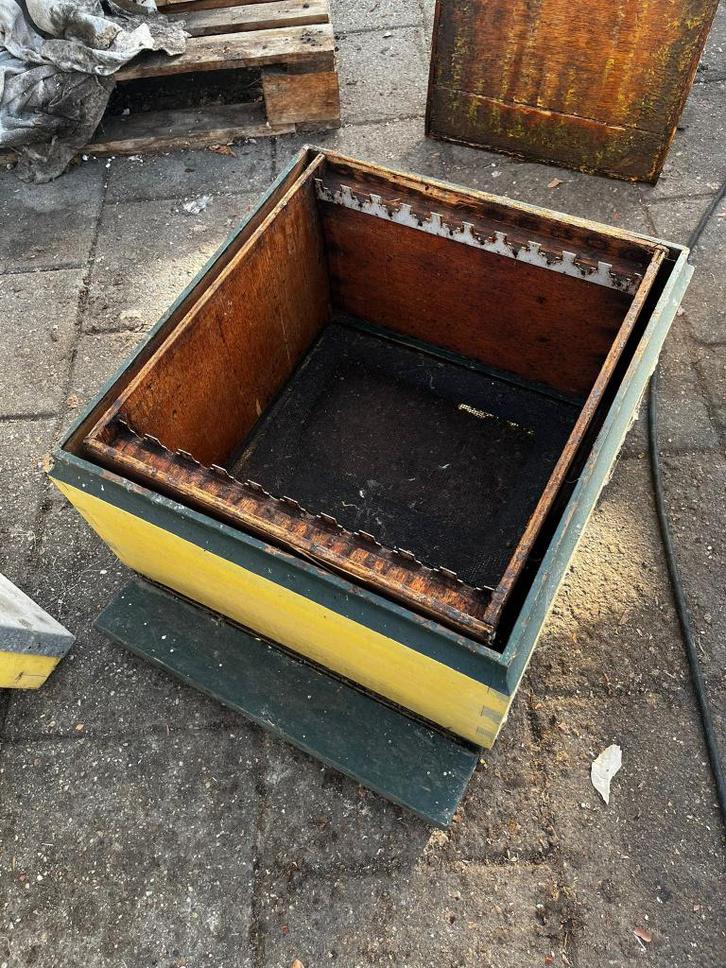 red ceder bijenkast simplex, Dieren en Toebehoren, Insecten en Spinnen, Bijen