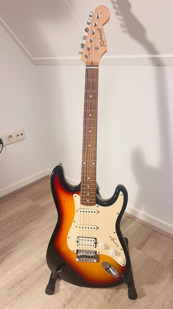 Starter elektrische gitaar, Muziek en Instrumenten, Snaarinstrumenten | Gitaren | Elektrisch, Zo goed als nieuw, Solid body, Overige merken