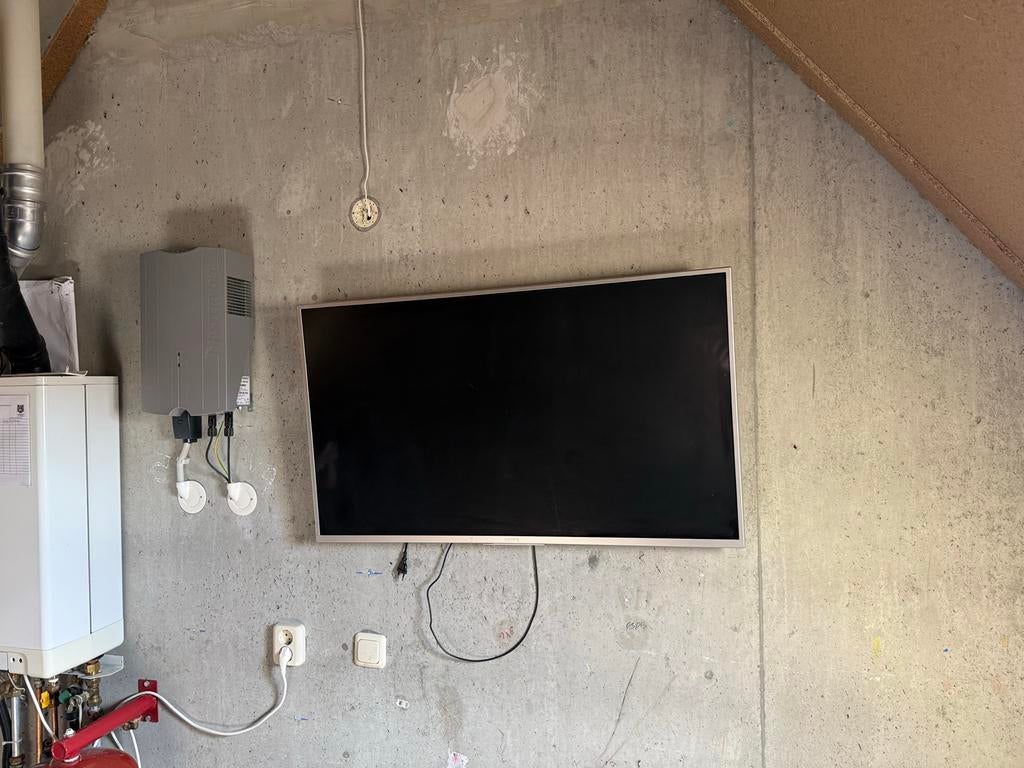 Grote TV - Ideaal voor garage of werkplaats, 50 Hz, 100 cm of meer, Full HD (1080p), Ophalen