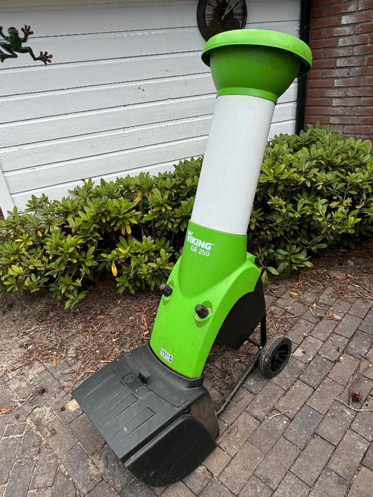 Hakselaar Viking GE250, Tuin en Terras, Hakselaars, Gebruikt, Elektrisch, Ophalen