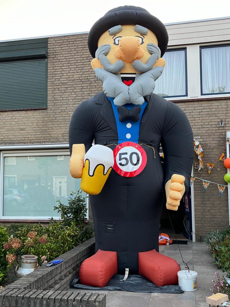 Abraham oud te huur / huren, Ophalen, Zo goed als nieuw, Abraham of Sarah