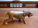 Handgesneden houten leeuw, Antiek en Kunst, Ophalen of Verzenden