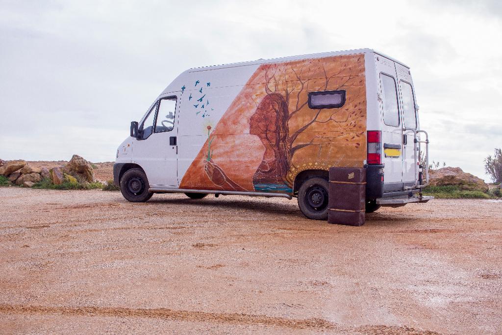 Unieke Buscamper/tiny house Fiat Ducato 14 2.8 DSL LWB 1999, 4 cilinders, Wit, Origineel Nederlands, Particulier