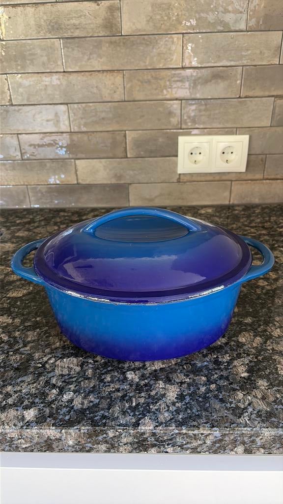 Blauw geëmailleerde gietijzeren ovale braadpan, Ophalen of Verzenden, Zo goed als nieuw, Gietijzer, Koekenpan of Braadpan