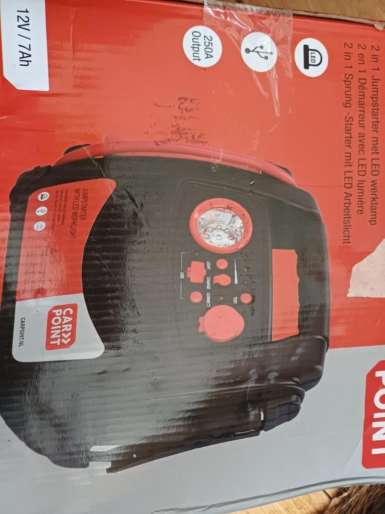 2-in-1 Jumpstarter met LED-verlichting - Nieuw in doos, Ophalen of Verzenden, Nieuw