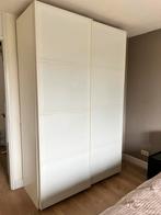 Witte IKEA Pax kast met schuifdeuren, Huis en Inrichting, Kasten | Kledingkasten, Ophalen, Overige materialen, Gebruikt, 100 tot 150 cm