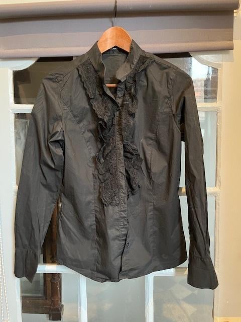 Purdey   zwarte blouse met ruffles 38/40, Kleding | Dames, Ophalen of Verzenden, Gedragen, Maat 38/40 (M), Zwart