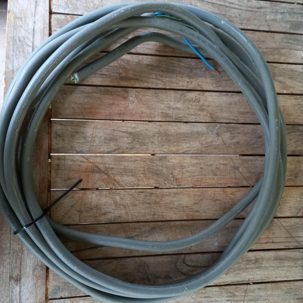 Installatie kabel ., Doe-het-zelf en Verbouw, Elektra en Kabels, Ophalen, Kabel of Snoer