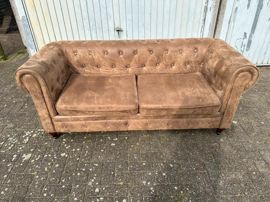 2 zits bank stof "Chesterfield" look, Huis en Inrichting, Banken | Bankstellen, Ophalen, Gebruikt, Tweepersoons, 75 tot 100 cm