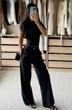 ALO Yoga broek zwart S, Kleding | Dames, Jumpsuits, Ophalen of Verzenden, Nieuw, Maat 38/40 (M), Zwart