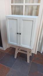 Degelijk grenen Ikea kastje kleur wit, Ophalen