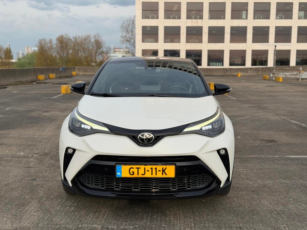Toyota C-HR 1.8 Hybrid 122pk CVT 2022 Wit, Auto's, 725 kg, 4 cilinders, Wit, 98 pk
