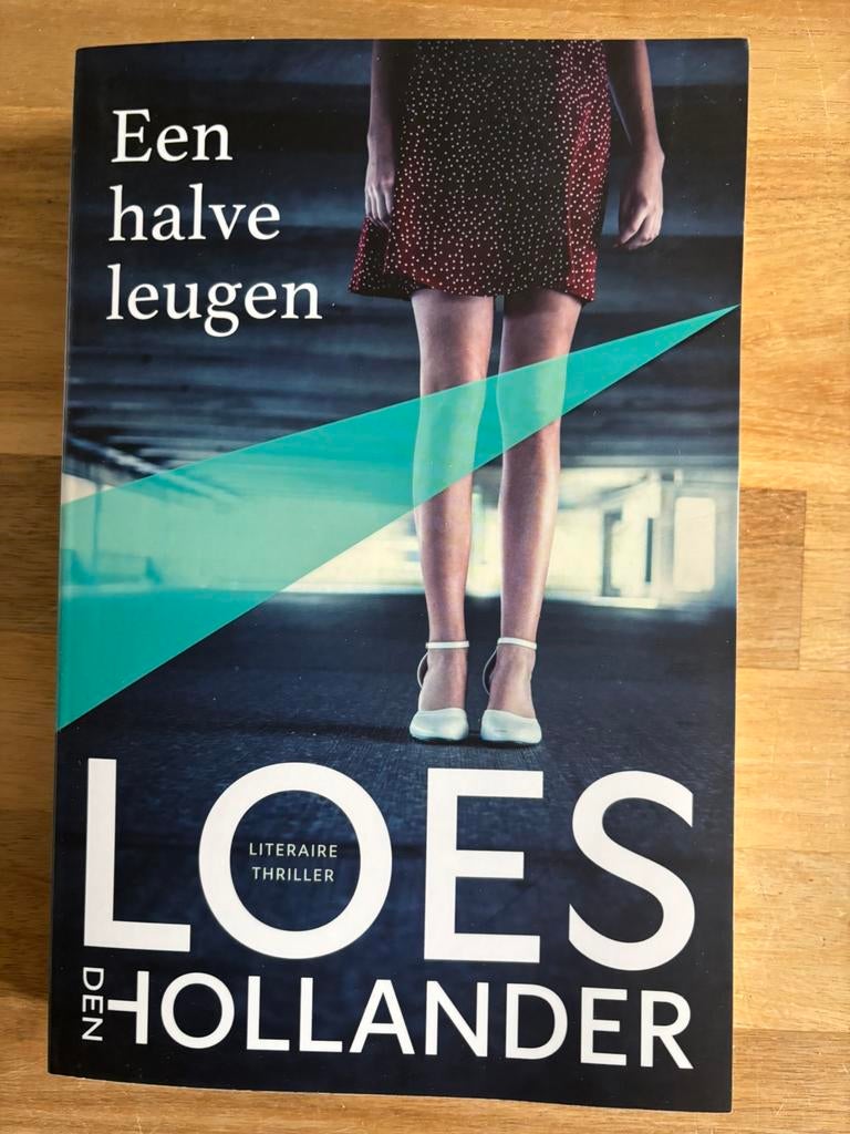 Loes den Hollander: Een halve leugen, Boeken, Ophalen of Verzenden, Nieuw