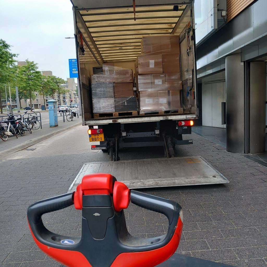 Chauffeur C / CE Gevraagd, 33 - 40 uur, Vanaf 10 jaar, Overige vormen