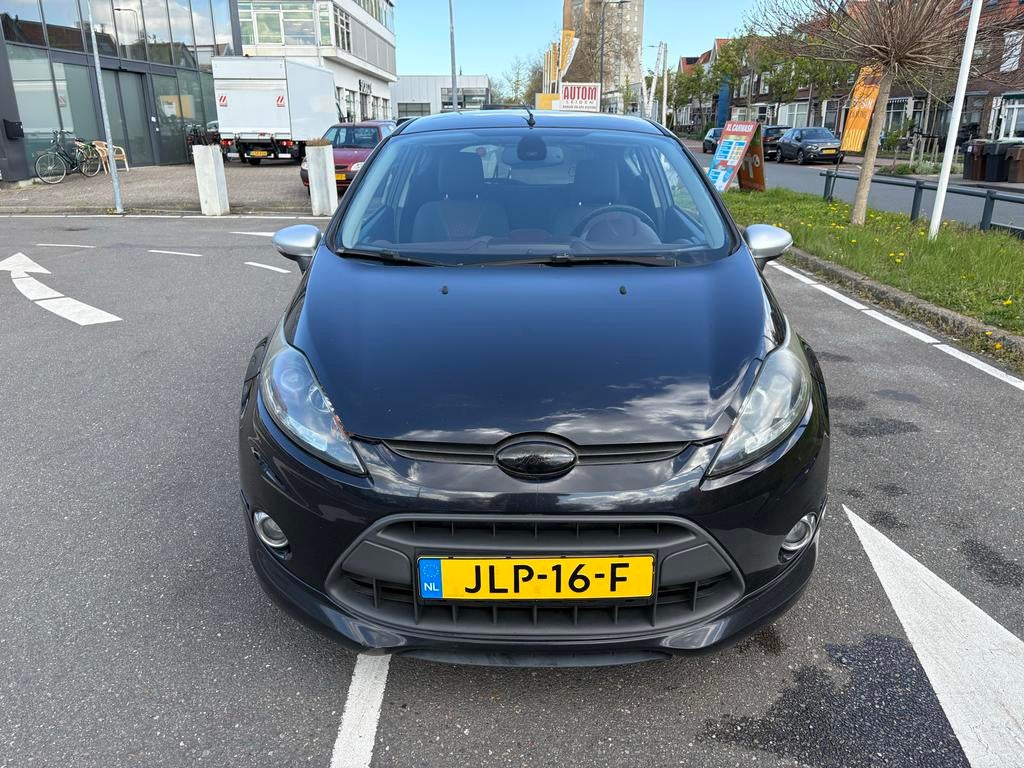 Ford Fiësta 1.4 71KW 3DR 2009 Zwart, Auto's, Voorwielaandrijving, 4 cilinders, Bedrijf, Handgeschakeld