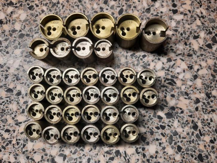 N.O.S partij MIKUNI gasschuiven carburateur onderdelen, Fietsen en Brommers, Brommeronderdelen | Oldtimers, Nieuw, Overige merken