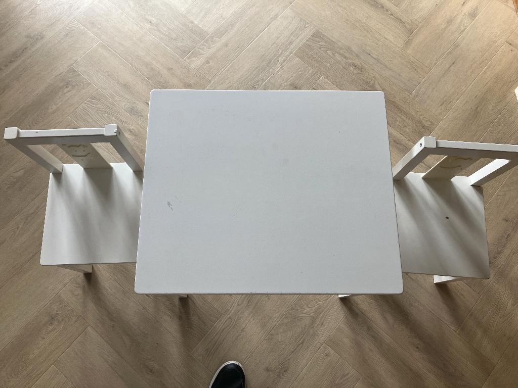 IKEA tafel en stoeltjes, Huis en Inrichting, Stoelen, Ophalen, Gebruikt, Twee, Wit