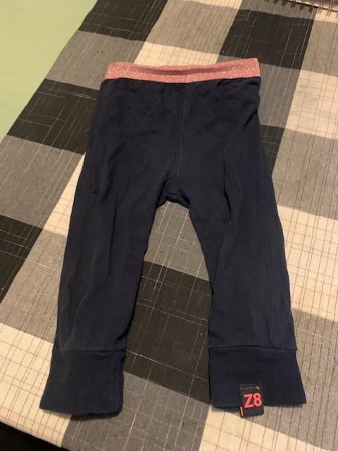 Blauwe legging van Z8. Maat 50, Kinderen en Baby's, Babykleding | Maat 50, Broekje, Meisje, Z8, Ophalen of Verzenden