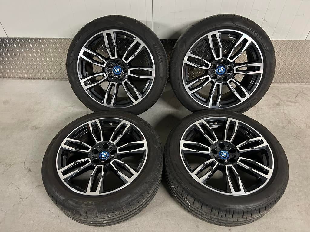 BMW I5 5 serie G60 G61 19 inch 935M Pirelli 2024 + TPMS, Banden en Velgen, Bmw, Personenwagen, **