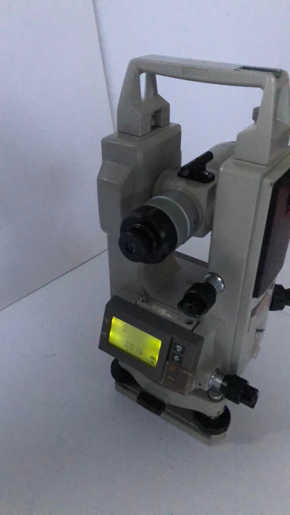 Theodoliet sokkia met koffer en gebruiksaanwijzing, Ophalen of Verzenden, Gebruikt, Afstand