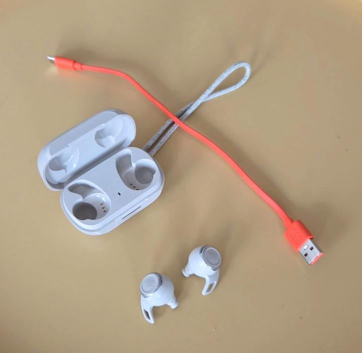 JBL Reflect Flow Prow, Audio, Tv en Foto, Koptelefoons, Gebruikt, Op oor (supra aural), Overige merken, Bluetooth, Ophalen