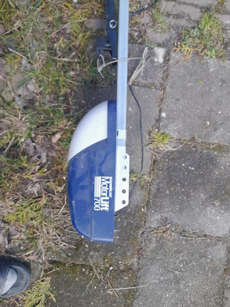 Garagedeur opener zonder afstandsverklaring, Ophalen