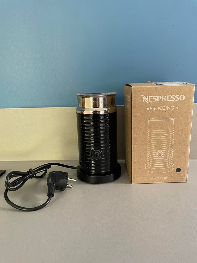 Nespresso aeroccino 3, Witgoed en Apparatuur, Melkopschuimers, Ophalen of Verzenden, Zo goed als nieuw
