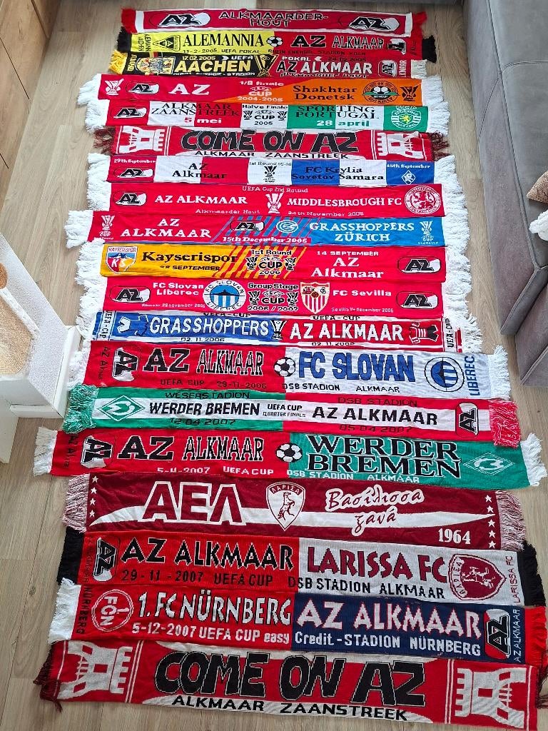 Verzameling wedstrijdsjaals AZ (15), Ophalen of Verzenden, Zo goed als nieuw, AZ, Vaantje of Sjaal