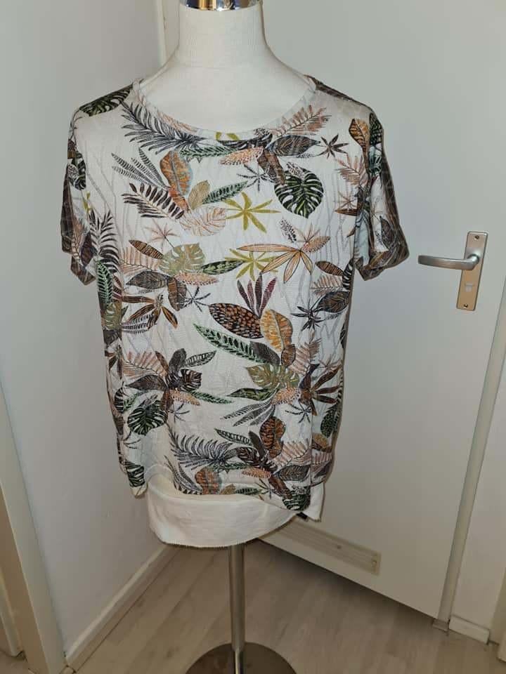 mooi shirt maat XL    *v15, Kleding | Dames, T-shirts, Ophalen of Verzenden, Zo goed als nieuw, Maat 46/48 (XL) of groter, Korte mouw