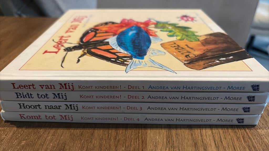 A. Hartingsveldt - Moree - Komt kinderen Deel 1 t/m 4, Ophalen of Verzenden, Zo goed als nieuw, A. Hartingsveldt - Moree