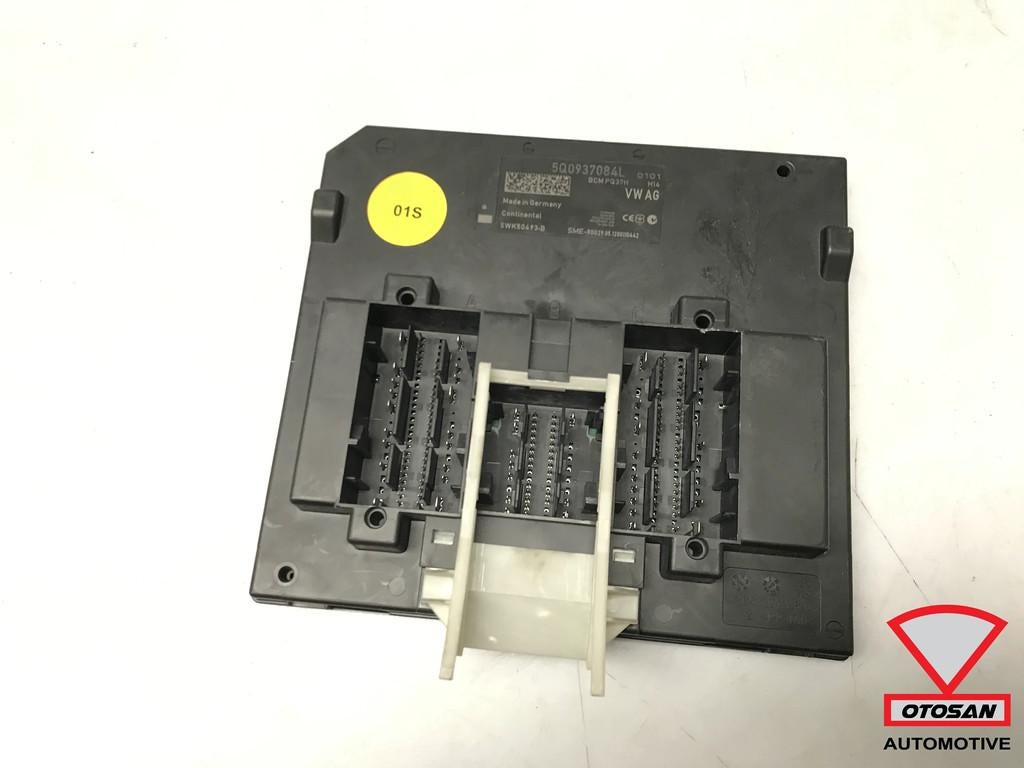 Audi A3 8V VW Golf 7 VAG Boordnet BCM 5Q0937084L