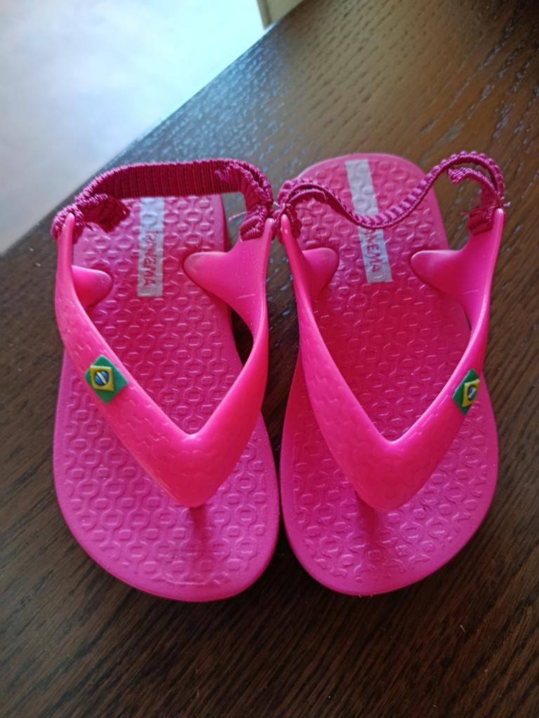Roze Ipanema teenslippers voor baby's, maat 21, Kinderen en Baby's, Babykleding | Schoentjes en Sokjes, Meisje, Nieuw, Ophalen of Verzenden