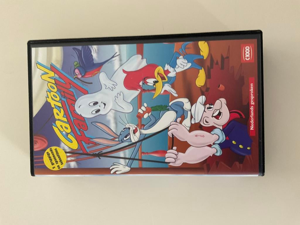 film CARTOON FAMILY op videoband, Ophalen of Verzenden, Nieuw