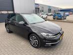 Volkswagen Golf 1.0 TSI Highline, Auto's, Volkswagen, 12 maanden, Gebruikt, Euro 6, 620 kg