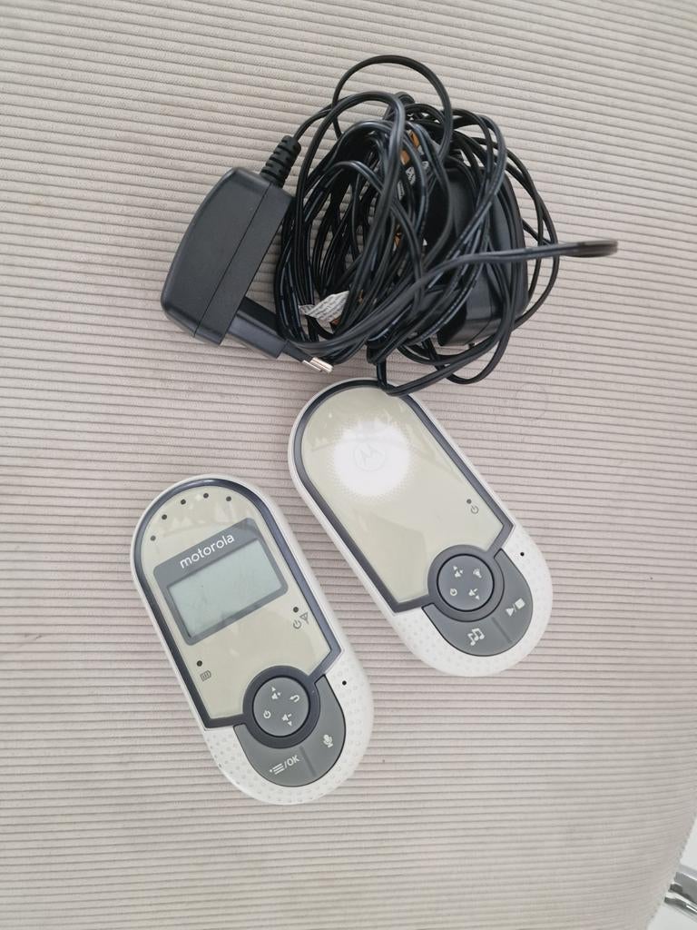 Motorola MBP16 babyfoon met adapter, Kinderen en Baby's, Babyfoons, Ophalen