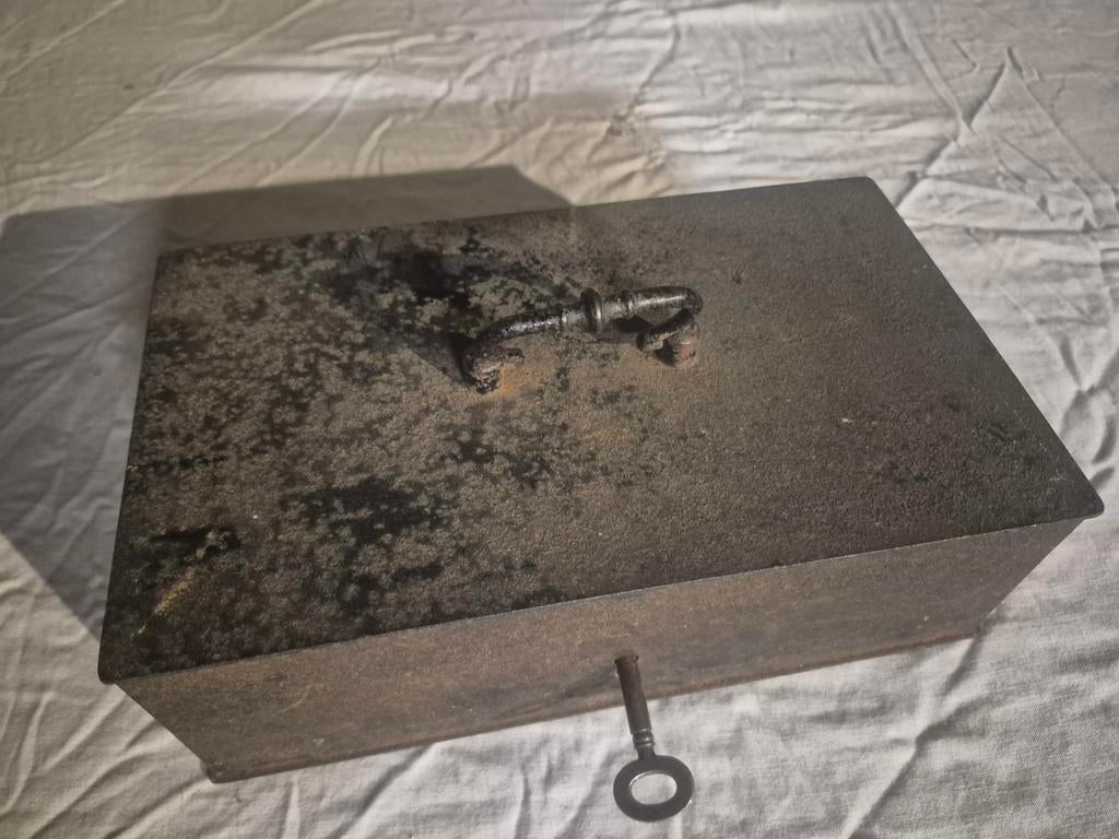 Geldkist, Ophalen of Verzenden, Gebruikt, Minder dan 50 cm, Minder dan 50 cm