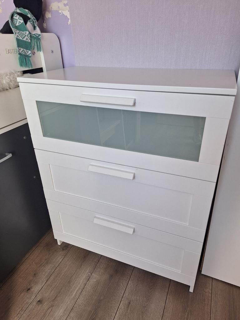 IKEA BRIMNES ladekast met 3 lades, wit, Huis en Inrichting, Kasten | Ladekasten, Ophalen, Gebruikt, Modern, Scandinavisch, Glas