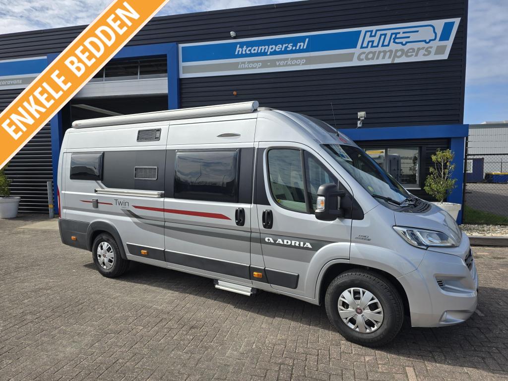Adria Twin 640 SLX Z.G.O.H B.J. 2016 Top Staat, Caravans en Kamperen, Campers, Ringverwarming, Fiat, Tot en met 2, Bedrijf