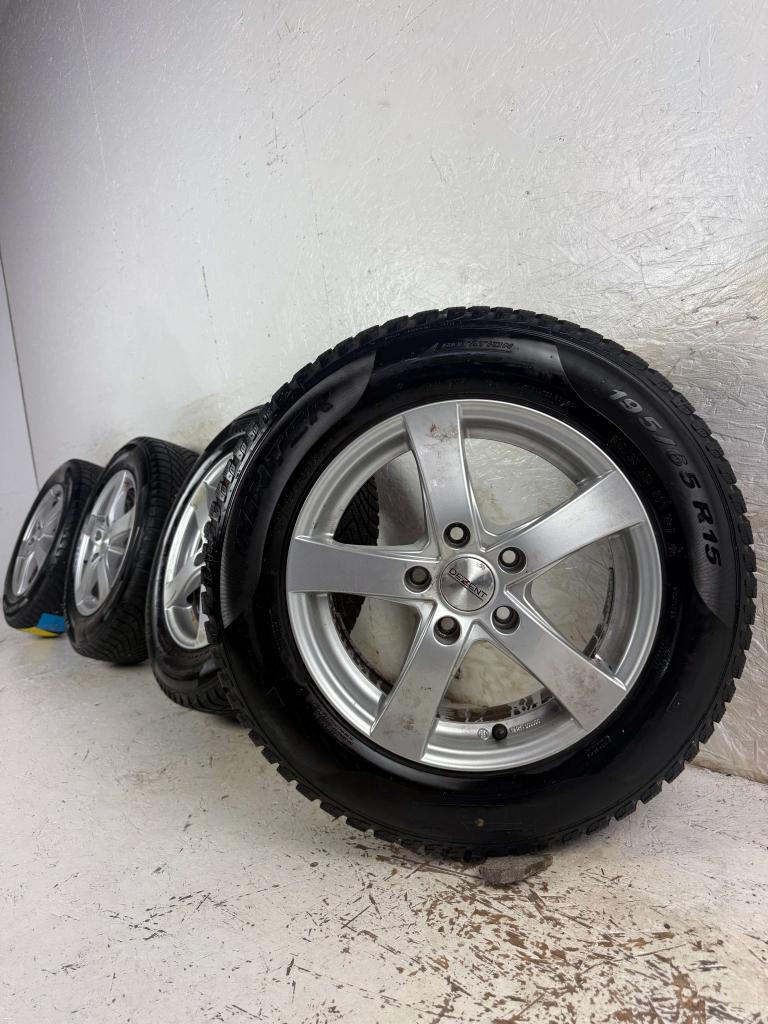 Volkswagen golf Caddy Seat Skoda Audi 15" 5x112 winterset