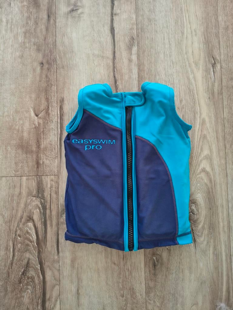 Mooi blauw EasySwim Pro zwemvest, drijfvest zwemles, maat M., Gebruikt, Ophalen of Verzenden, Onb, Zwem-accessoire