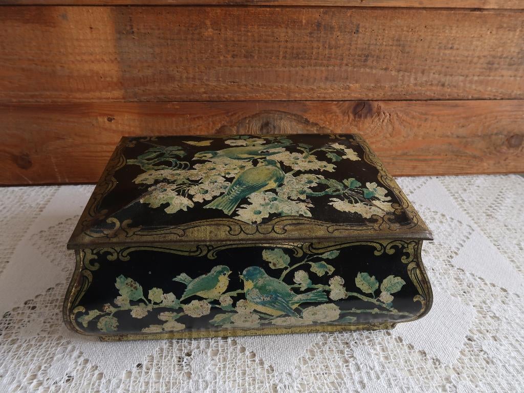 Antiek blikken trommel bijz. vorm op "pootjes" koolmezen, Ophalen of Verzenden